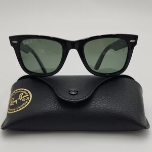 Ray-Ban Black Sunglasses with Case‎